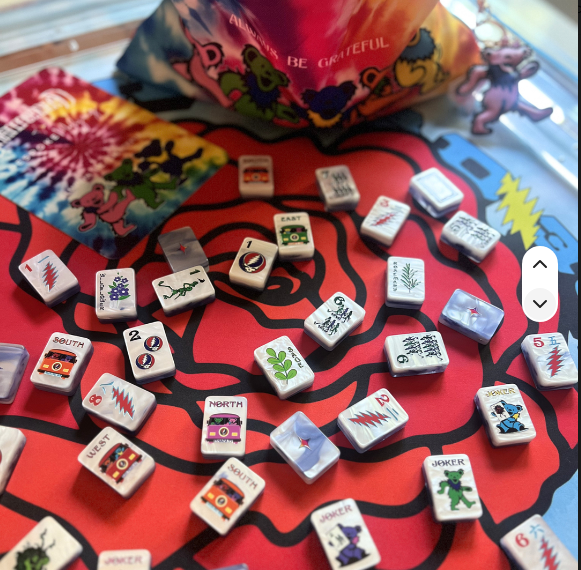 Grateful Dead Blue Tie Dye Pearl Mahjong Tiles