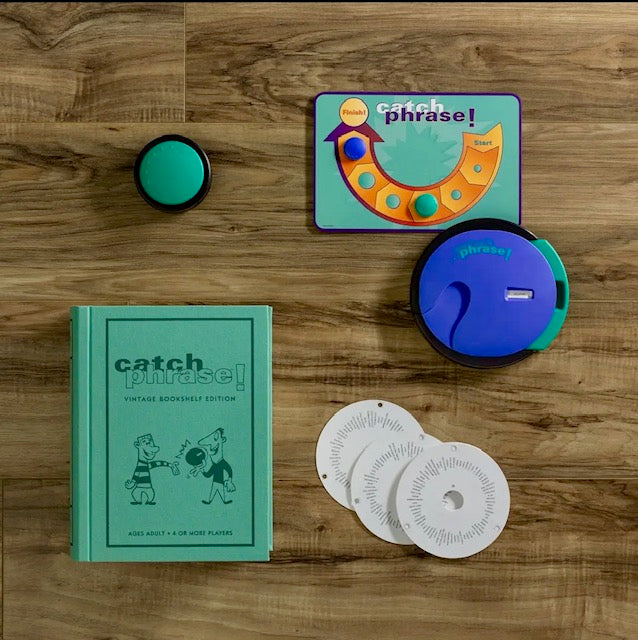 Catch Phrase Vintage Bookshelf Game
