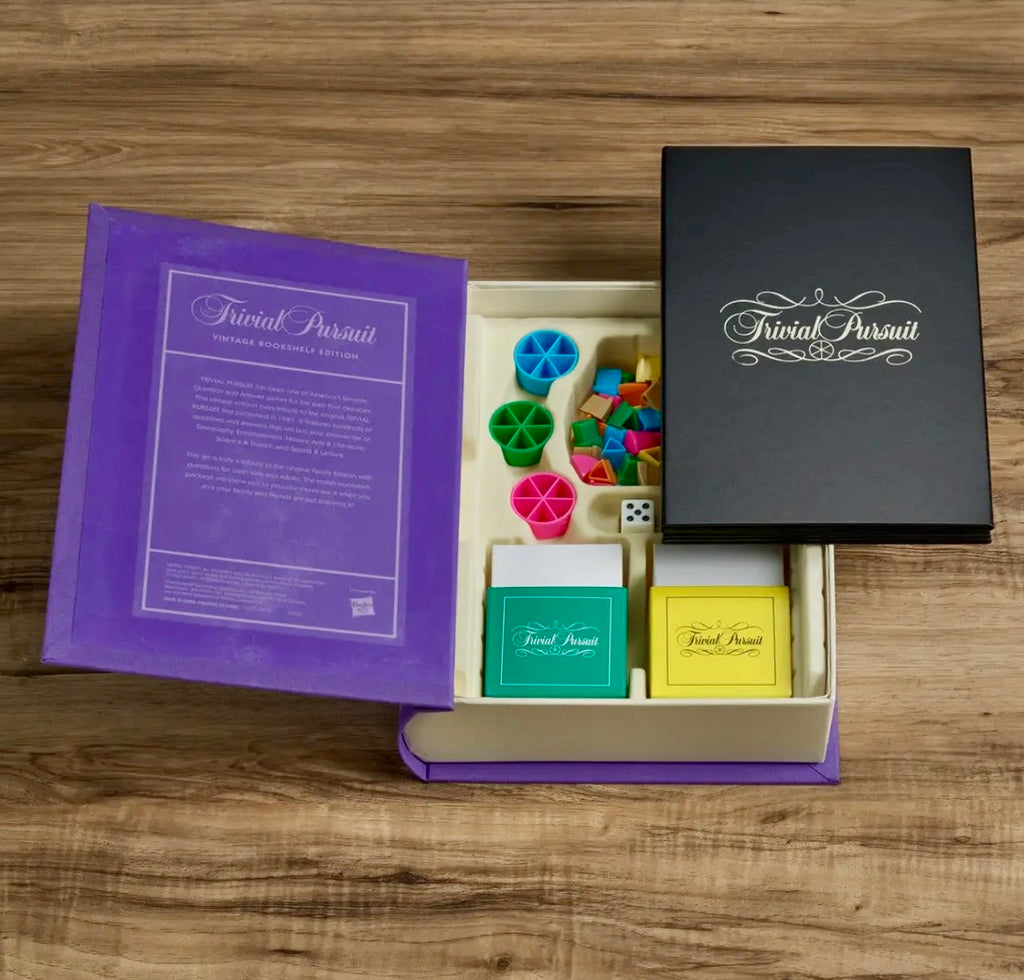 Trivial Pursuit Vintage Bookshelf Game