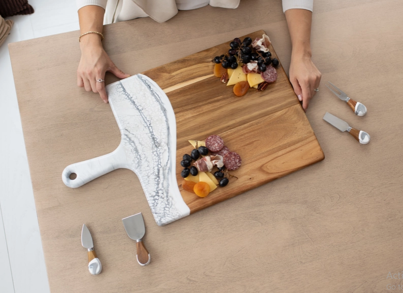 Resin Cheese/Charcuterie/Bread Board