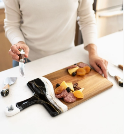 Resin Cheese/Charcuterie/Bread Board