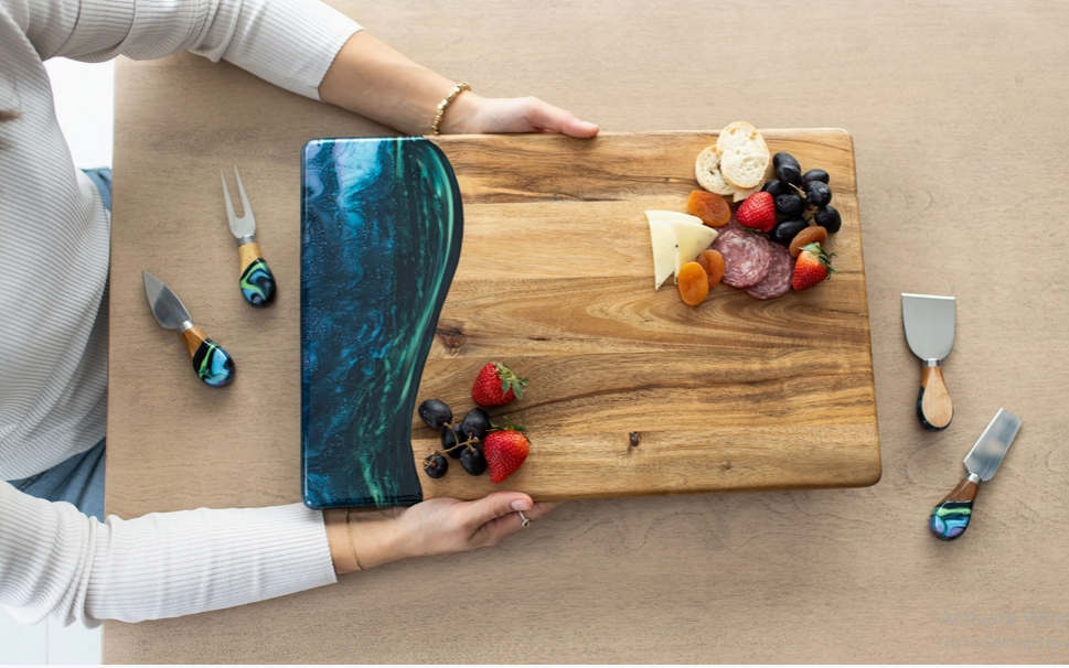 Resin Cheese/Charcuterie/Bread Board